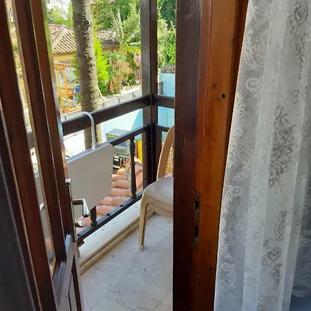 Hotel Adali