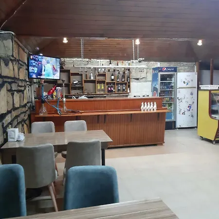 מלון Adali *
